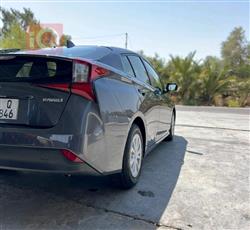 تۆیۆتا پریوس